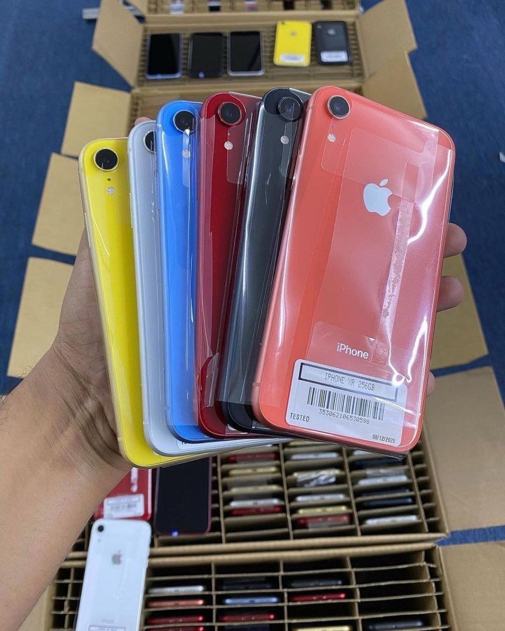 Mixed-iPhone-Wholesale-Pallets.jpeg
