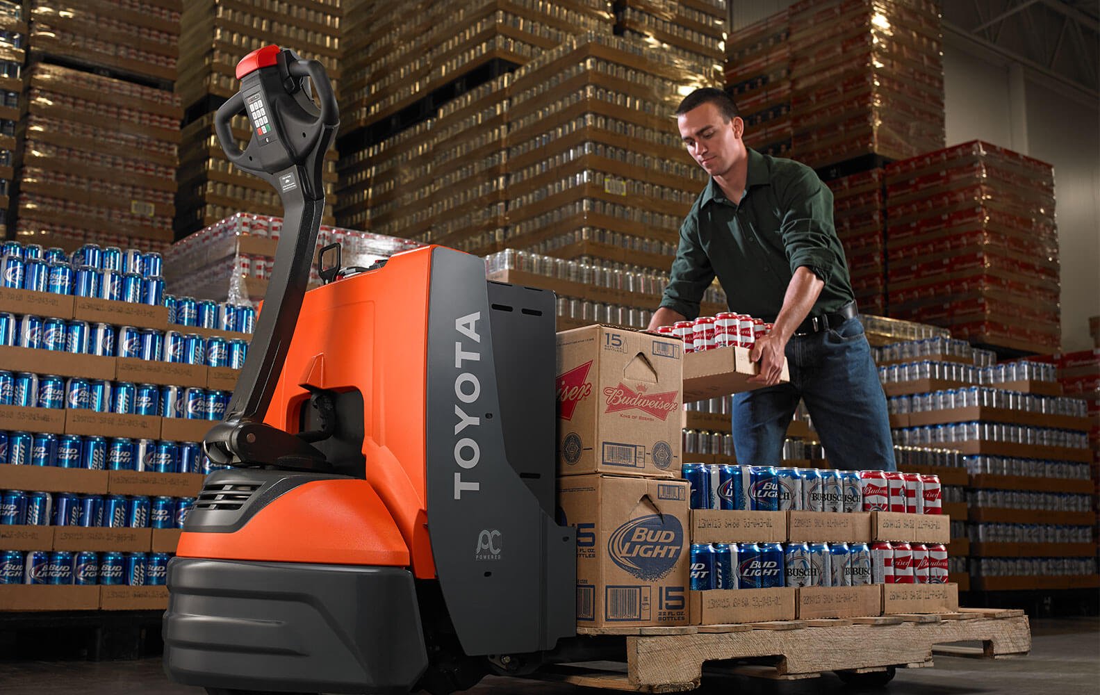 pallet-jacks-and-walkies-in-warehouse-applications-1.jpg