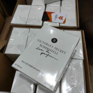Alternative view of Perfume pallets