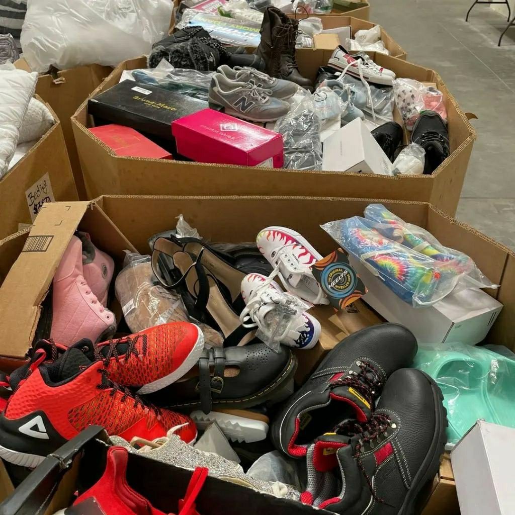Mixed shoes pallets - Image 2