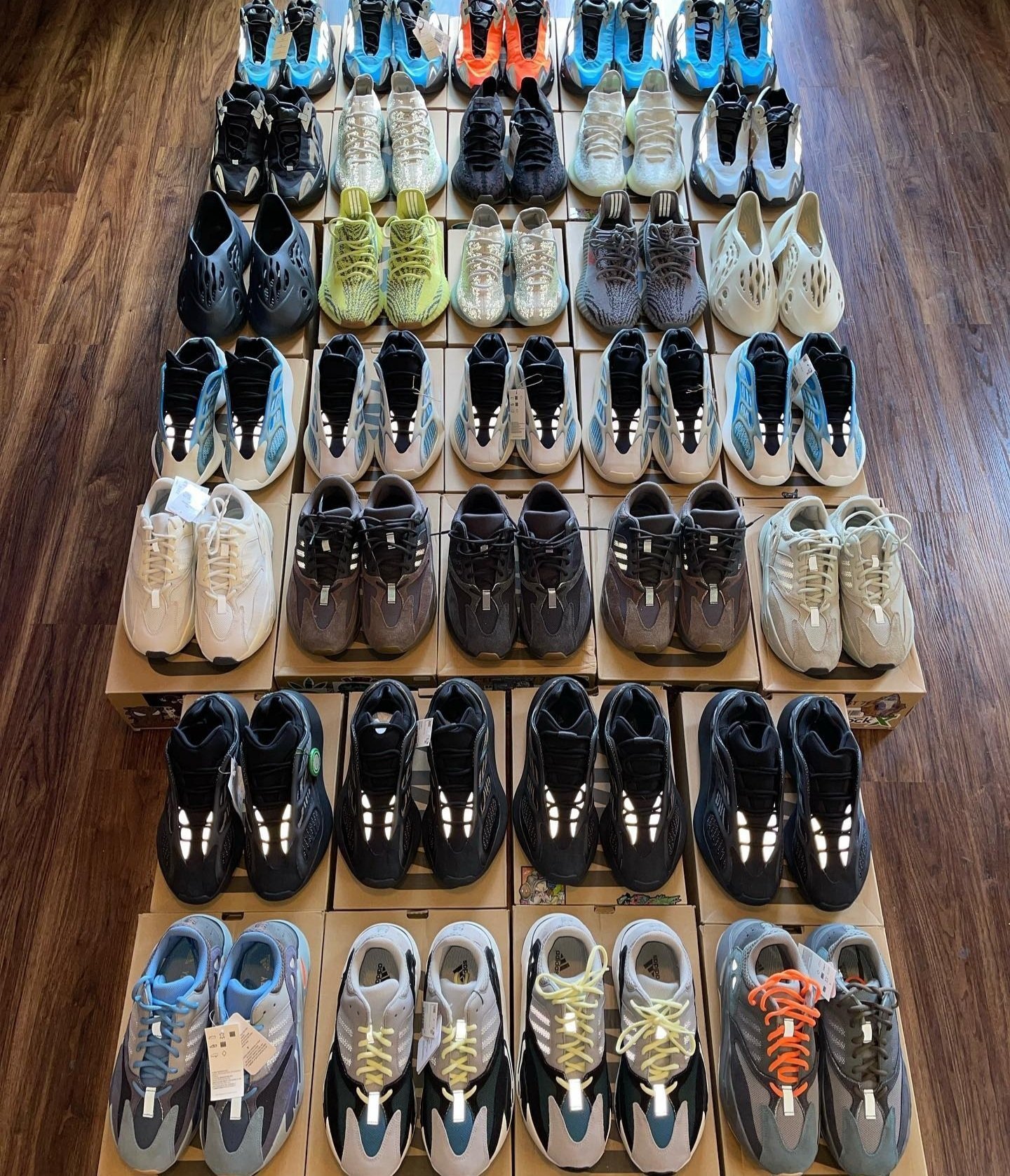 YEEZY SHOES PALLET - Image 5
