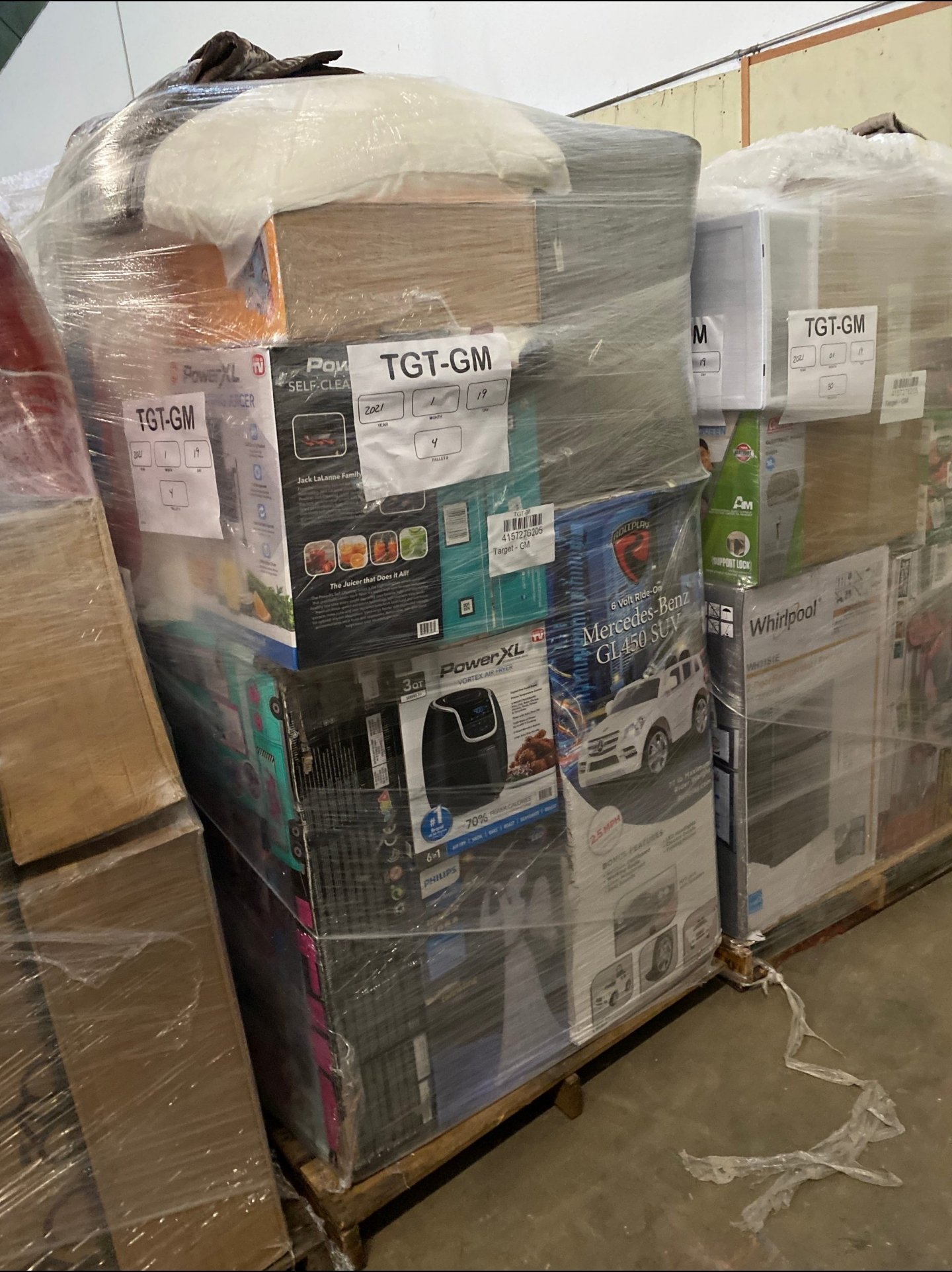 TRGT Bulk Overstock Pallets - Image 3