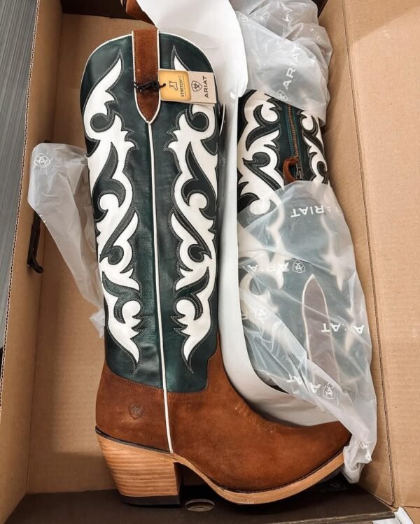 Cowboy Boots Pallet Liquidation - Image 29
